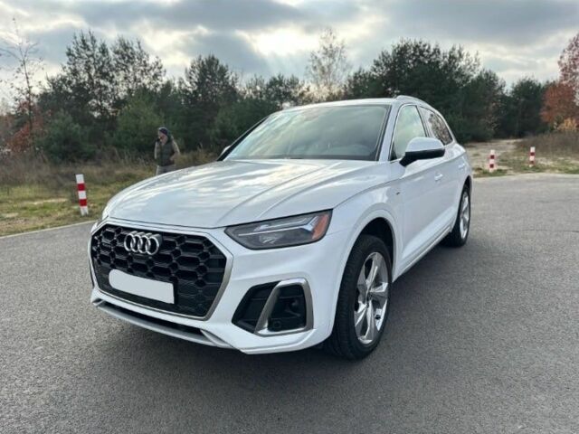 Ауди Ку 5 2023 в Ровно на Automoto.ua Белый Ауди Ку 5, объемом двигателя 2 л и пробегом 34 тыс. км за 24700 $, фото 1 на Automoto.ua