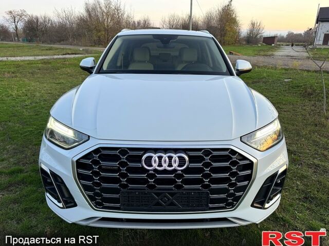 Белый Ауди Ку 5, объемом двигателя 2 л и пробегом 20 тыс. км за 36900 $, фото 1 на Automoto.ua