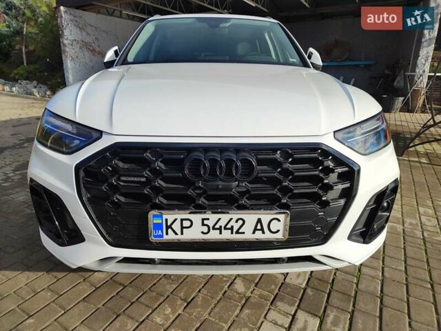 Білий Ауді Ку 5, об'ємом двигуна 1.98 л та пробігом 49 тис. км за 39900 $, фото 1 на Automoto.ua
