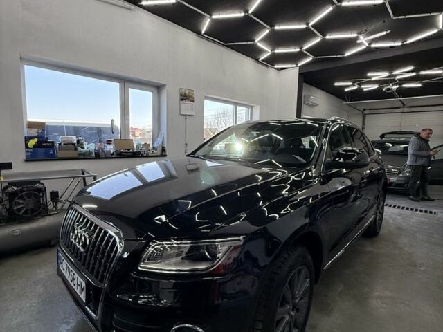 Черный Ауди Ку 5, объемом двигателя 3 л и пробегом 200 тыс. км за 17152 $, фото 1 на Automoto.ua