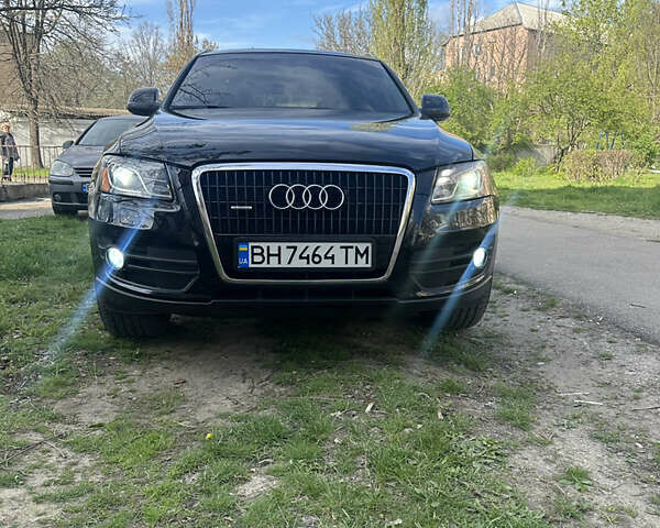 Черный Ауди Ку 5, объемом двигателя 3.2 л и пробегом 244 тыс. км за 13000 $, фото 1 на Automoto.ua