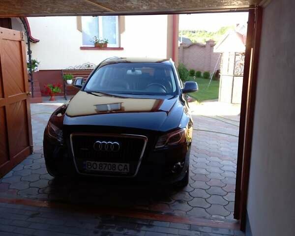 Черный Ауди Ку 5, объемом двигателя 2 л и пробегом 237 тыс. км за 12500 $, фото 1 на Automoto.ua