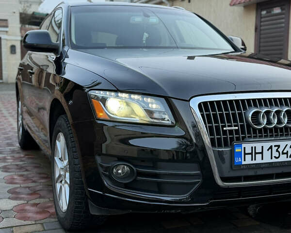 Черный Ауди Ку 5, объемом двигателя 1.98 л и пробегом 87 тыс. км за 15000 $, фото 1 на Automoto.ua