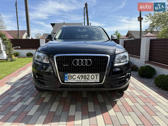 Черный Ауди Ку 5, объемом двигателя 3 л и пробегом 300 тыс. км за 17000 $, фото 1 на Automoto.ua