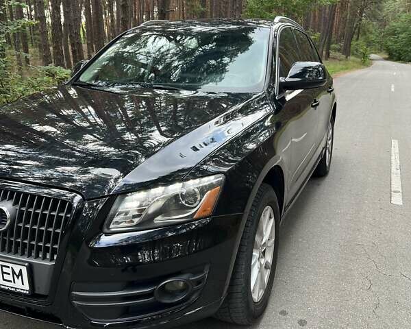 Черный Ауди Ку 5, объемом двигателя 1.98 л и пробегом 275 тыс. км за 13000 $, фото 1 на Automoto.ua