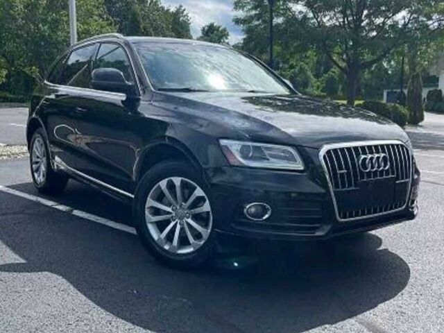 Черный Ауди Ку 5, объемом двигателя 2 л и пробегом 73 тыс. км за 4000 $, фото 1 на Automoto.ua