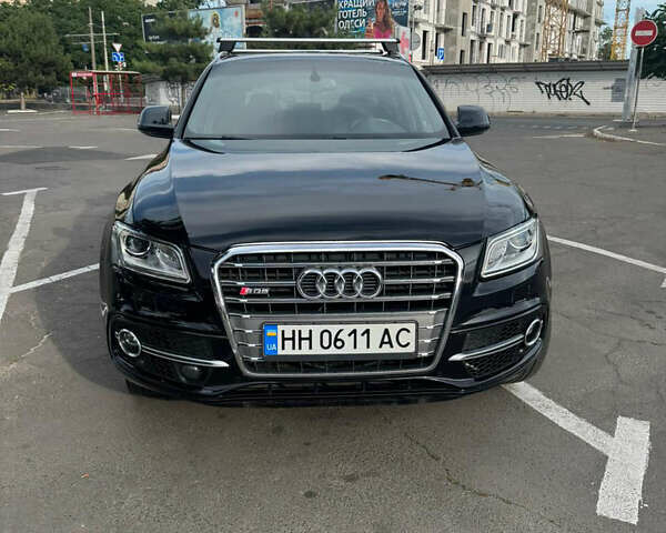 Черный Ауди Ку 5, объемом двигателя 3 л и пробегом 128 тыс. км за 21500 $, фото 1 на Automoto.ua