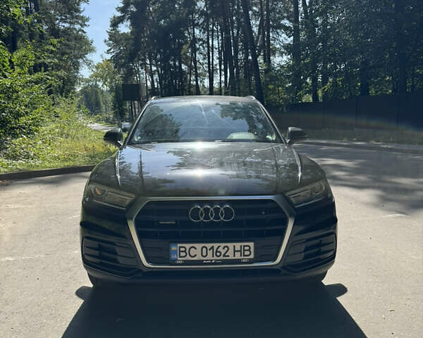 Черный Ауди Ку 5, объемом двигателя 1.98 л и пробегом 106 тыс. км за 28300 $, фото 1 на Automoto.ua