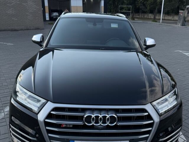 Черный Ауди Ку 5, объемом двигателя 3 л и пробегом 149 тыс. км за 23999 $, фото 1 на Automoto.ua