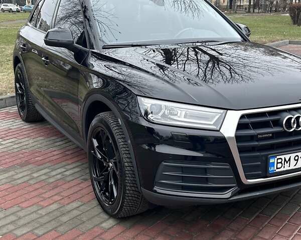 Черный Ауди Ку 5, объемом двигателя 1.97 л и пробегом 96 тыс. км за 33900 $, фото 1 на Automoto.ua