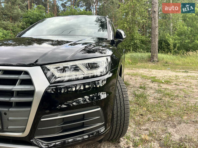 Черный Ауди Ку 5, объемом двигателя 1.98 л и пробегом 155 тыс. км за 23800 $, фото 1 на Automoto.ua