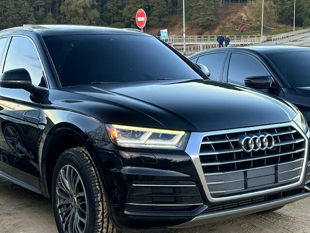 Ауді Ку 5 2017 у Чернігові на Automoto.ua Чорний Ауді Ку 5, об'ємом двигуна 2 л та пробігом 250 тис. км за 25150 $, фото 1 на Automoto.ua