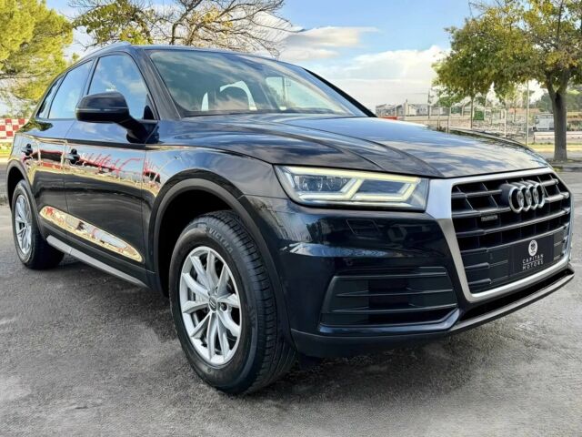 Черный Ауди Ку 5, объемом двигателя 2 л и пробегом 56 тыс. км за 5000 $, фото 1 на Automoto.ua