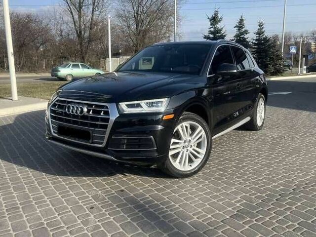 Черный Ауди Ку 5, объемом двигателя 2 л и пробегом 72 тыс. км за 17000 $, фото 1 на Automoto.ua