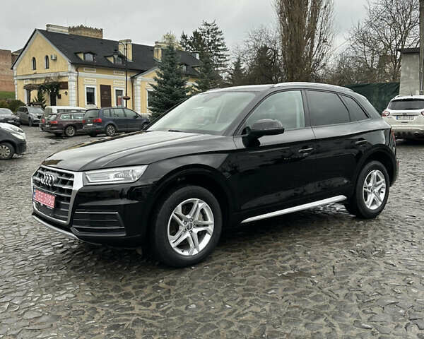 Черный Ауди Ку 5, объемом двигателя 2 л и пробегом 207 тыс. км за 18600 $, фото 1 на Automoto.ua