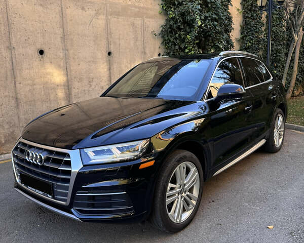 Чорний Ауді Ку 5, об'ємом двигуна 1.98 л та пробігом 81 тис. км за 29000 $, фото 1 на Automoto.ua