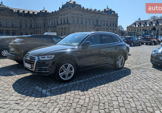 Черный Ауди Ку 5, объемом двигателя 1.97 л и пробегом 206 тыс. км за 35000 $, фото 1 на Automoto.ua