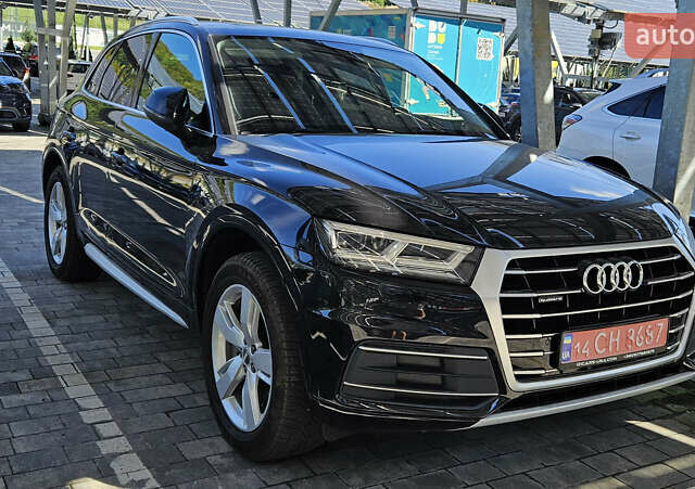 Черный Ауди Ку 5, объемом двигателя 2 л и пробегом 114 тыс. км за 27700 $, фото 1 на Automoto.ua