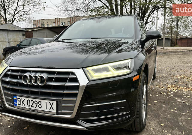 Черный Ауди Ку 5, объемом двигателя 1.98 л и пробегом 128 тыс. км за 28900 $, фото 1 на Automoto.ua