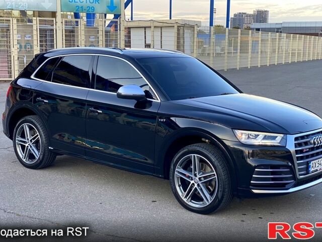 Чорний Ауді Ку 5, об'ємом двигуна 3 л та пробігом 101 тис. км за 28500 $, фото 1 на Automoto.ua
