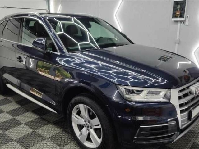 Черный Ауди Ку 5, объемом двигателя 2 л и пробегом 70 тыс. км за 14650 $, фото 1 на Automoto.ua