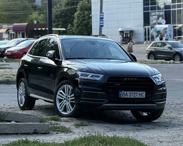 Черный Ауди Ку 5, объемом двигателя 1.98 л и пробегом 121 тыс. км за 26000 $, фото 1 на Automoto.ua