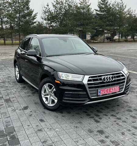 Черный Ауди Ку 5, объемом двигателя 0 л и пробегом 180 тыс. км за 20300 $, фото 1 на Automoto.ua