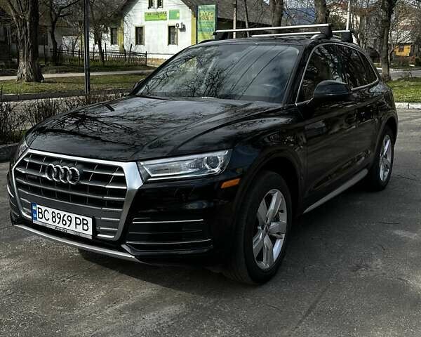 Чорний Ауді Ку 5, об'ємом двигуна 2 л та пробігом 44 тис. км за 27500 $, фото 1 на Automoto.ua