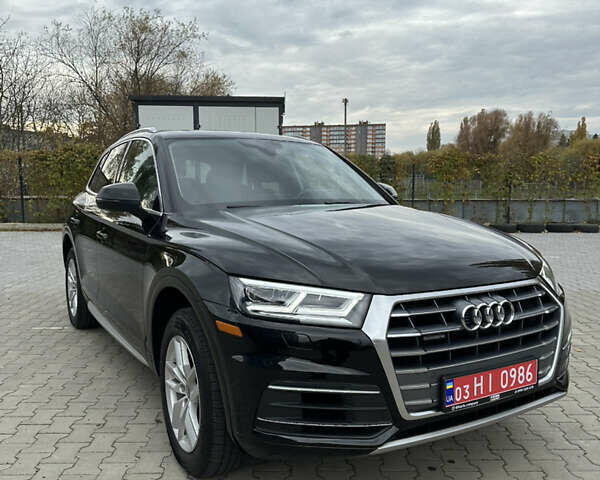 Черный Ауди Ку 5, объемом двигателя 2 л и пробегом 200 тыс. км за 19200 $, фото 1 на Automoto.ua