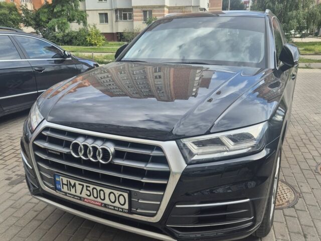 Чорний Ауді Ку 5, об'ємом двигуна 2 л та пробігом 57 тис. км за 29500 $, фото 1 на Automoto.ua
