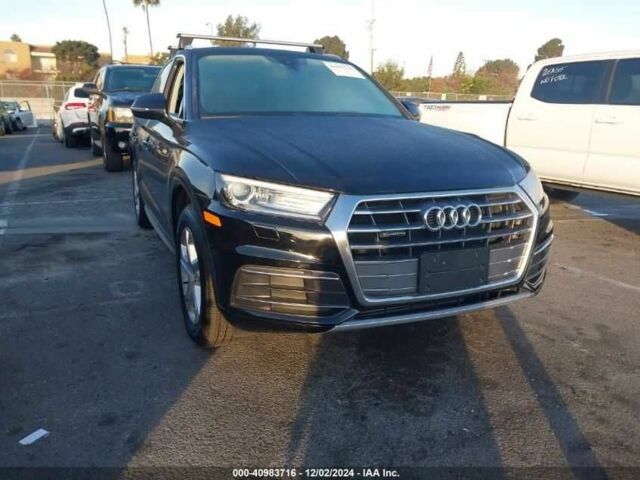 Черный Ауди Ку 5, объемом двигателя 2 л и пробегом 400 тыс. км за 8500 $, фото 1 на Automoto.ua