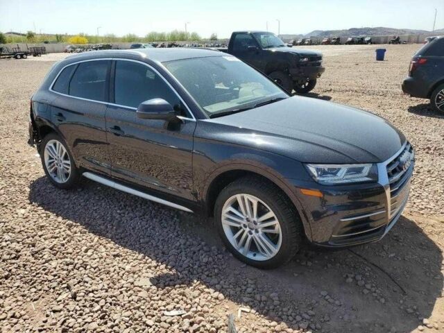 Чорний Ауді Ку 5, об'ємом двигуна 2 л та пробігом 56 тис. км за 11000 $, фото 1 на Automoto.ua