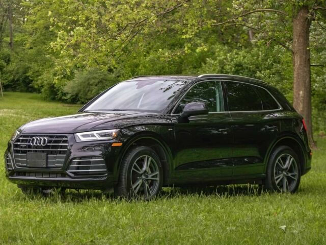 Черный Ауди Ку 5, объемом двигателя 2 л и пробегом 52 тыс. км за 13499 $, фото 1 на Automoto.ua