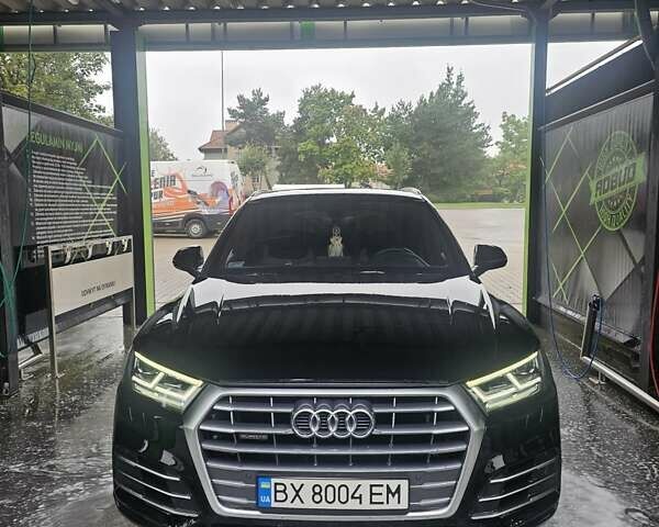 Черный Ауди Ку 5, объемом двигателя 1.97 л и пробегом 110 тыс. км за 40500 $, фото 1 на Automoto.ua