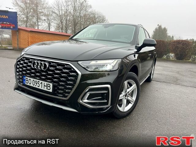 Чорний Ауді Ку 5, об'ємом двигуна 2 л та пробігом 71 тис. км за 27500 $, фото 1 на Automoto.ua