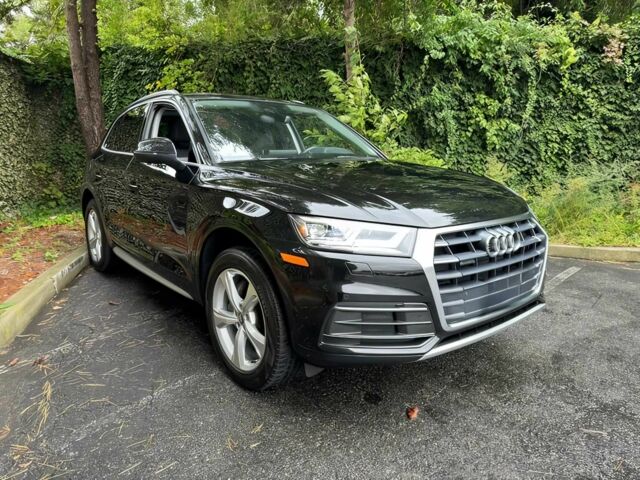 Чорний Ауді Ку 5, об'ємом двигуна 2 л та пробігом 38 тис. км за 19900 $, фото 1 на Automoto.ua