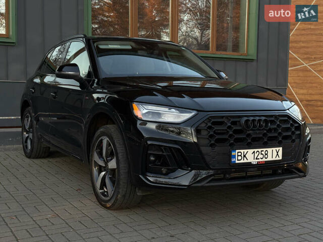 Черный Ауди Ку 5, объемом двигателя 1.98 л и пробегом 61 тыс. км за 37300 $, фото 1 на Automoto.ua