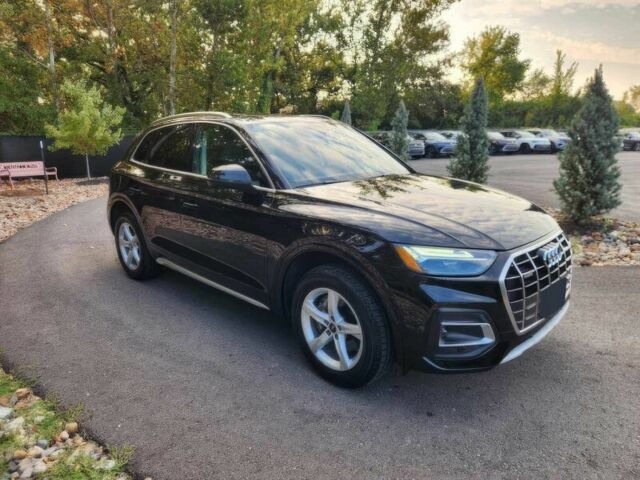 Чорний Ауді Ку 5, об'ємом двигуна 2 л та пробігом 22 тис. км за 21000 $, фото 1 на Automoto.ua