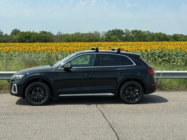 Черный Ауди Ку 5, объемом двигателя 2 л и пробегом 125 тыс. км за 42000 $, фото 1 на Automoto.ua