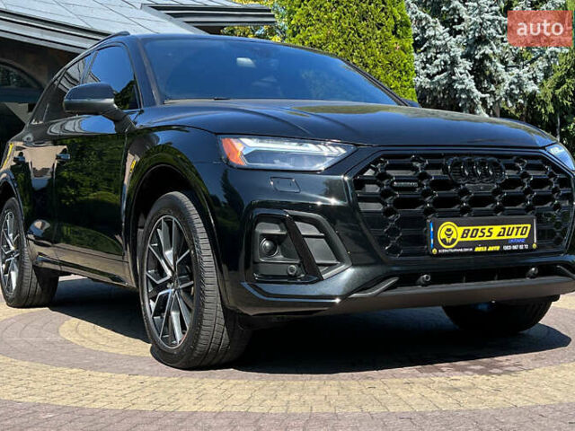 Чорний Ауді Ку 5, об'ємом двигуна 2 л та пробігом 32 тис. км за 33999 $, фото 1 на Automoto.ua