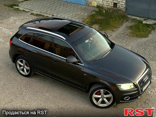 Сірий Ауді Ку 5, об'ємом двигуна 2 л та пробігом 287 тис. км за 12999 $, фото 1 на Automoto.ua