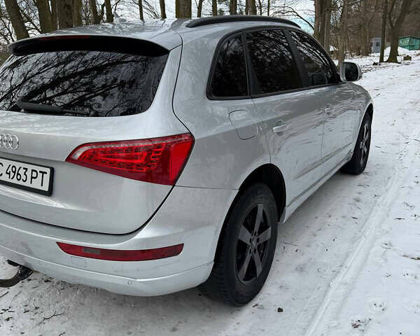 Серый Ауди Ку 5, объемом двигателя 2 л и пробегом 223 тыс. км за 13300 $, фото 1 на Automoto.ua