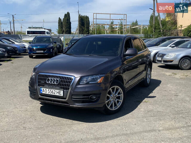 Серый Ауди Ку 5, объемом двигателя 2 л и пробегом 304 тыс. км за 9600 $, фото 1 на Automoto.ua