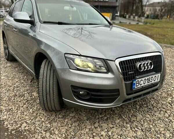 Сірий Ауді Ку 5, об'ємом двигуна 1.98 л та пробігом 256 тис. км за 12500 $, фото 1 на Automoto.ua