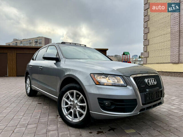 Серый Ауди Ку 5, объемом двигателя 1.98 л и пробегом 213 тыс. км за 9650 $, фото 1 на Automoto.ua