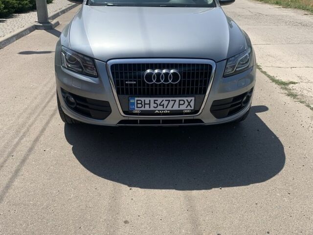 Сірий Ауді Ку 5, об'ємом двигуна 2 л та пробігом 3 тис. км за 18000 $, фото 1 на Automoto.ua
