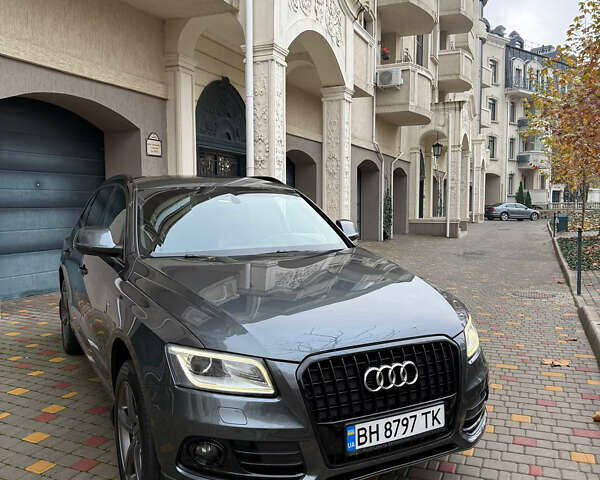Сірий Ауді Ку 5, об'ємом двигуна 1.98 л та пробігом 106 тис. км за 15700 $, фото 1 на Automoto.ua