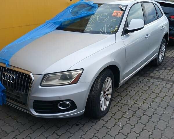 Серый Ауди Ку 5, объемом двигателя 2 л и пробегом 290 тыс. км за 9700 $, фото 1 на Automoto.ua