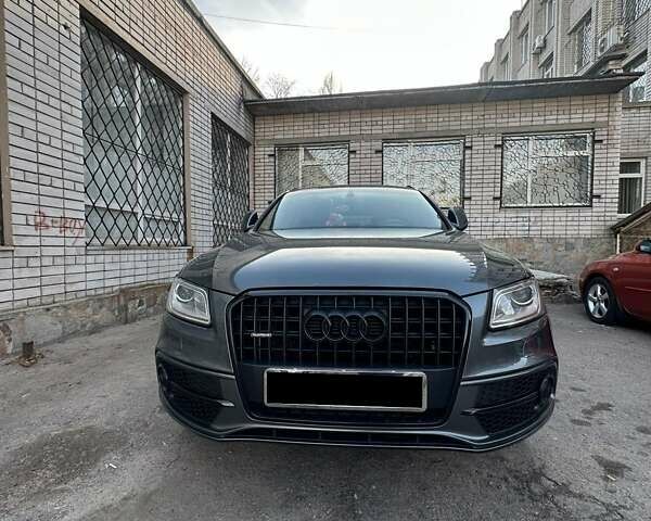 Серый Ауди Ку 5, объемом двигателя 2.97 л и пробегом 190 тыс. км за 26200 $, фото 1 на Automoto.ua