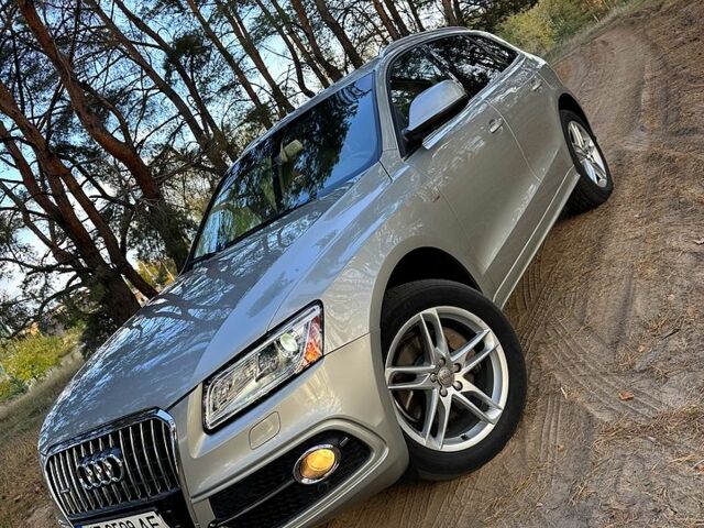 Сірий Ауді Ку 5, об'ємом двигуна 3 л та пробігом 251 тис. км за 12750 $, фото 1 на Automoto.ua